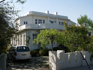 199372