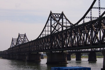 142044