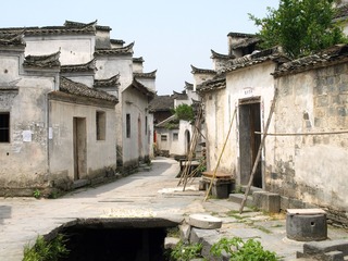 174251