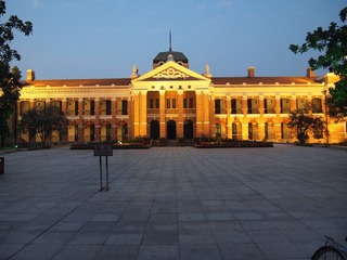 163908