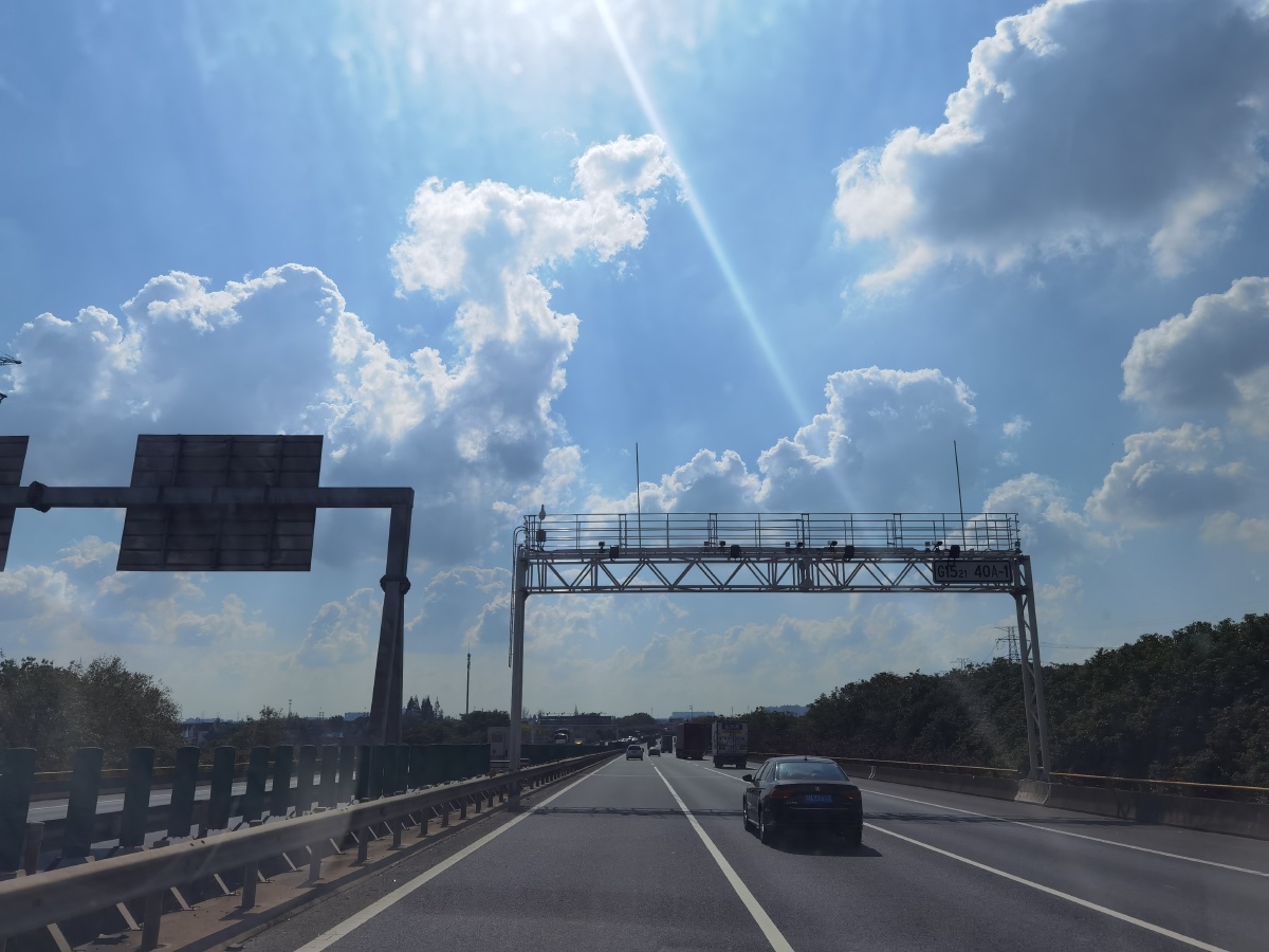 高速限速探头摄像头