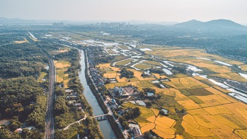 51C688FC-C59A-41A9-AC12-8333AFD081EC/L0/001