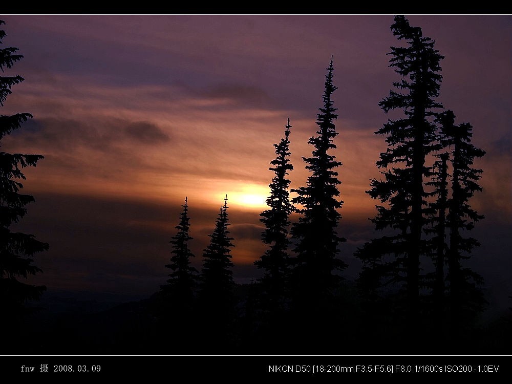 MX-48雪山林海观夕阳