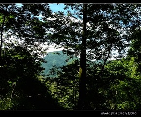 QCS-117下山途中观山景