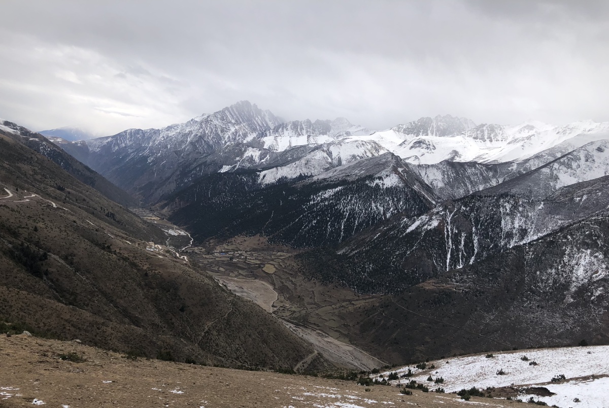 路过浪拉山垭口海拔4500多米