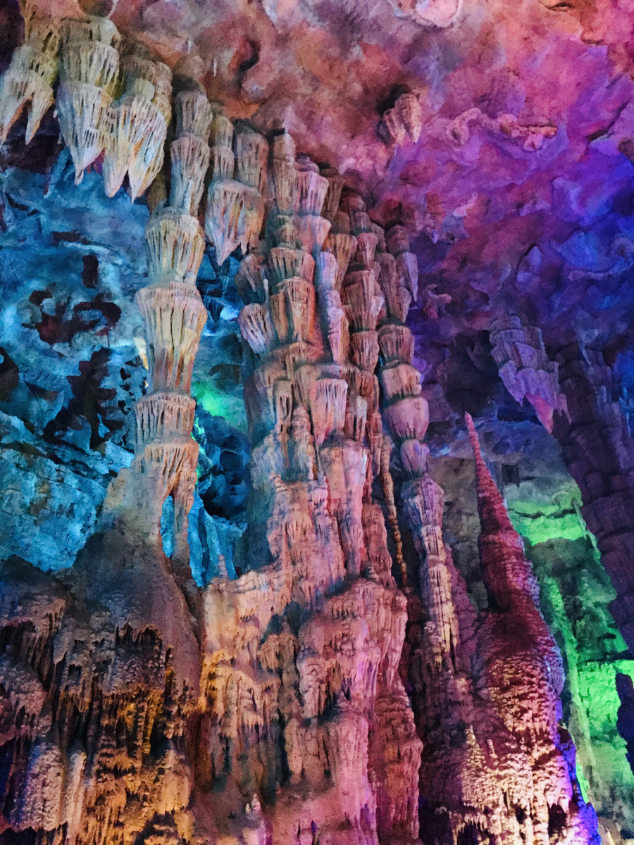 泰安地下龙宫溶洞景观