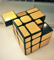 2934590
