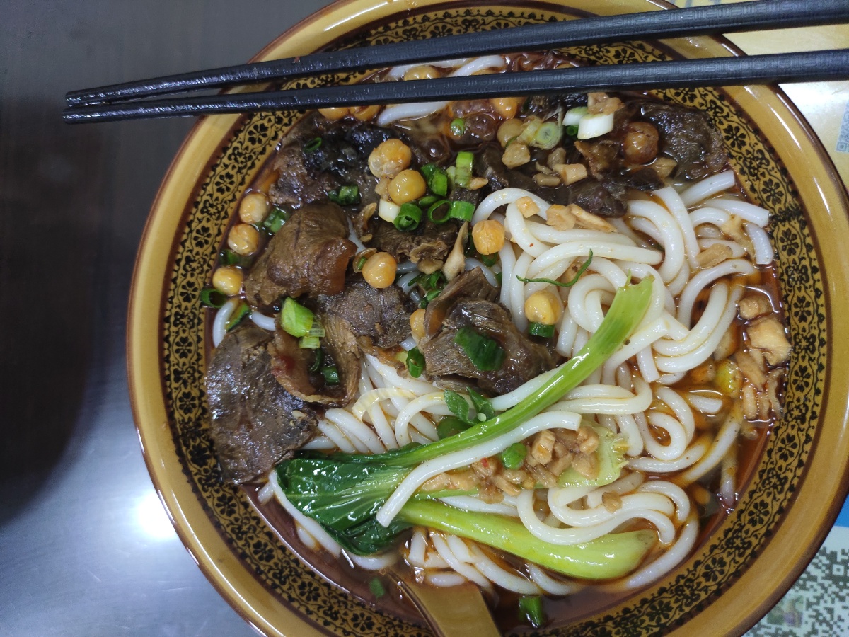 元气满满的早餐,各色粉面小吃