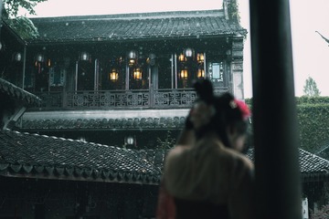 EE29E5A3-64DF-4317-B709-6EC04268199D/L0/001