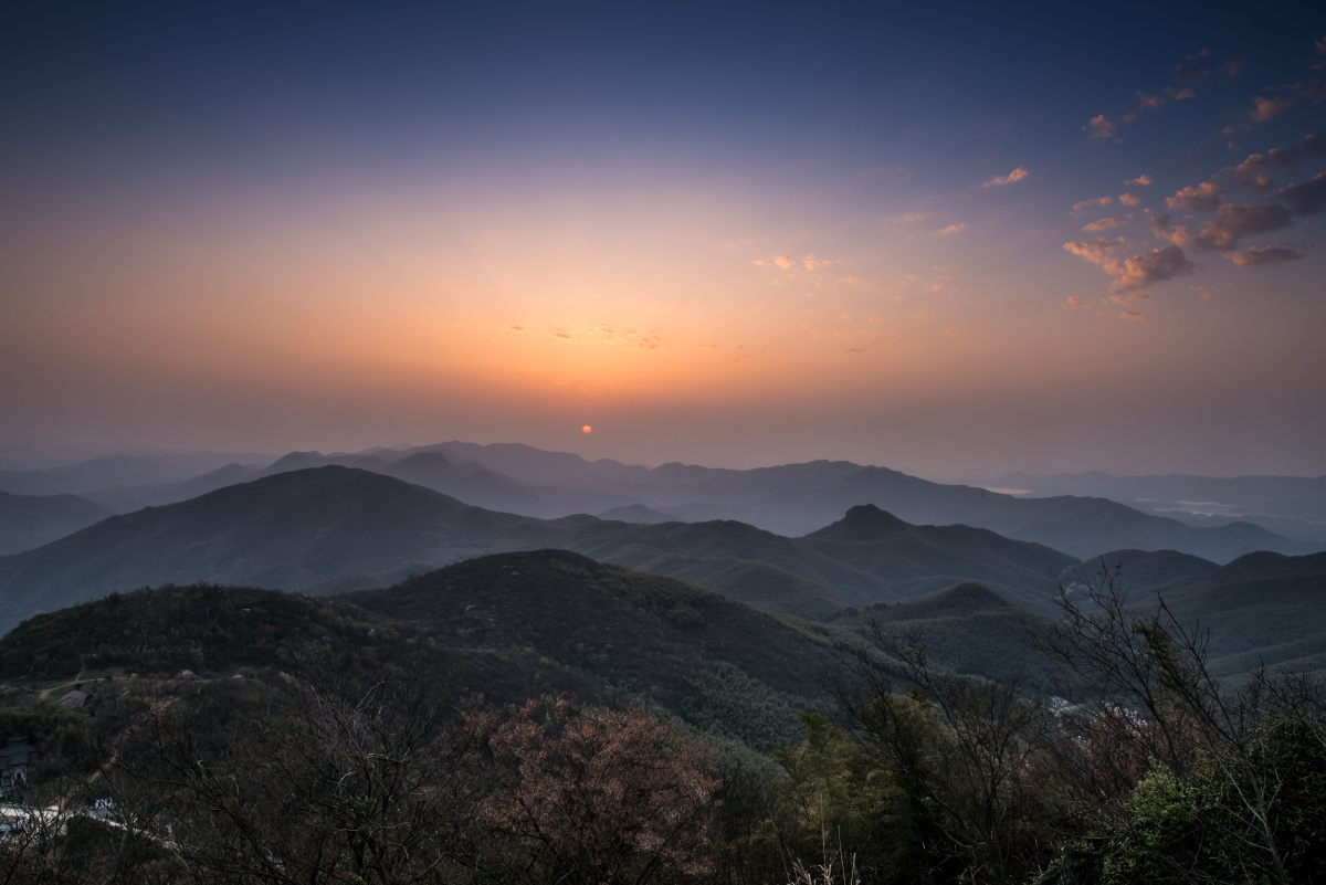 夕阳(赤壁葛仙山)