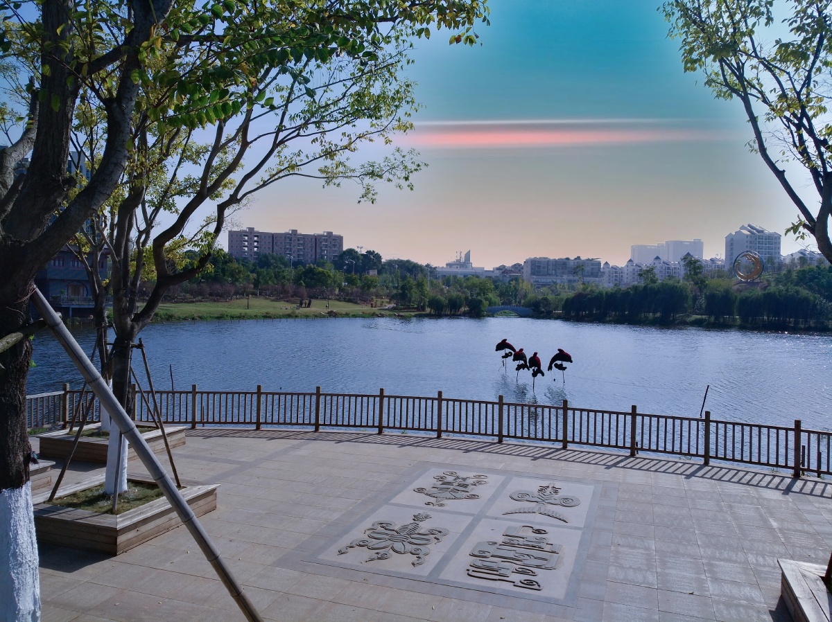 湖边美景