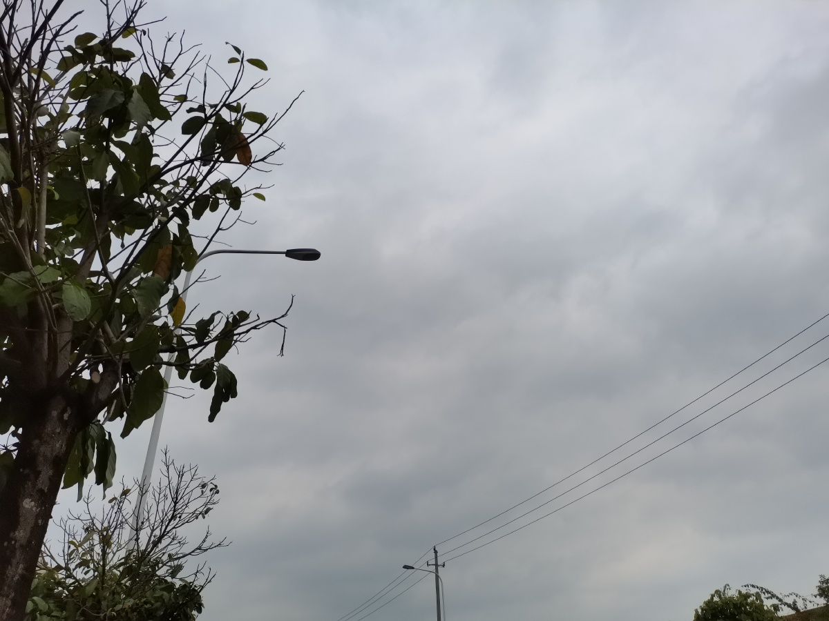 天阴层层雨要来临了