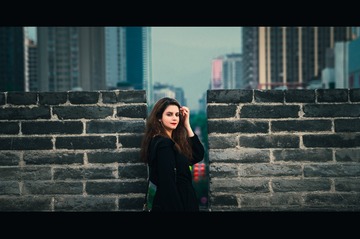 001
