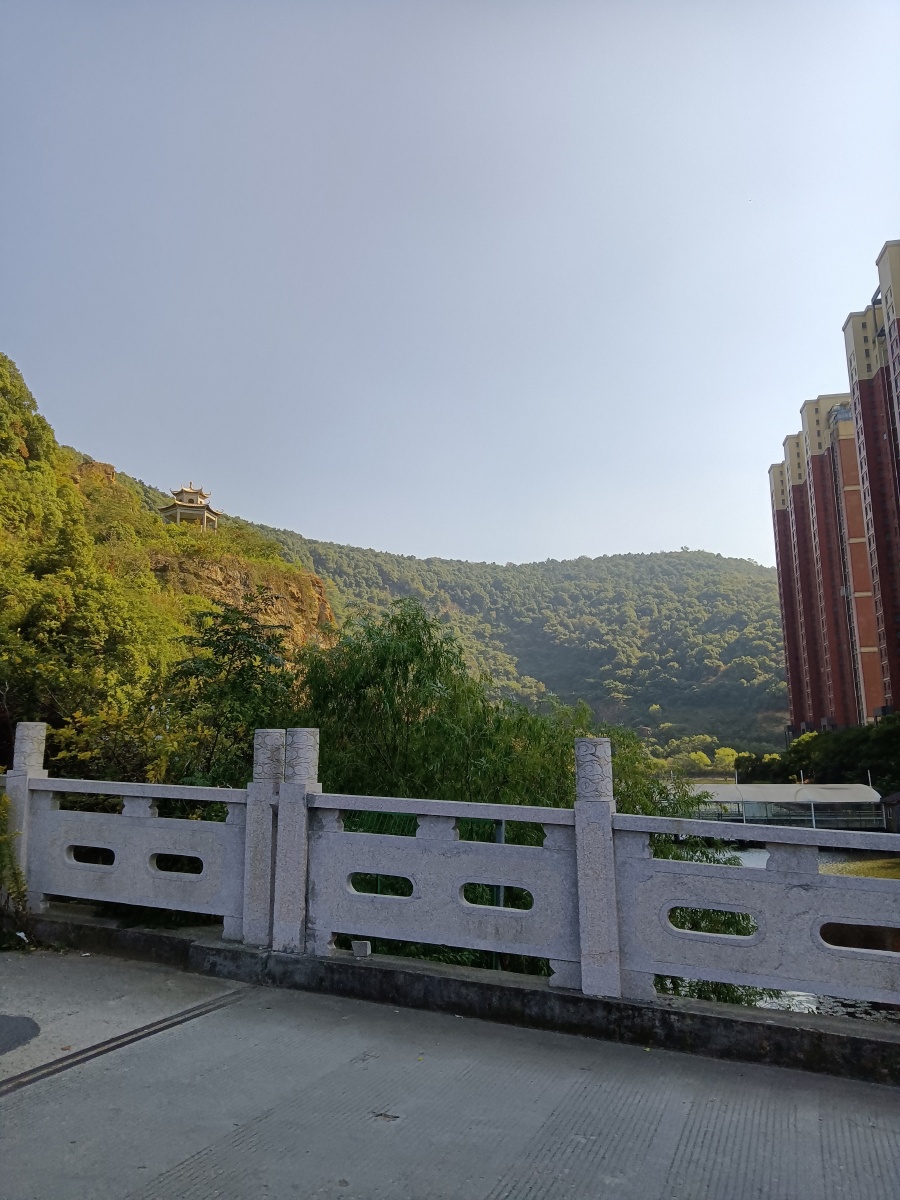 想去远方的山川