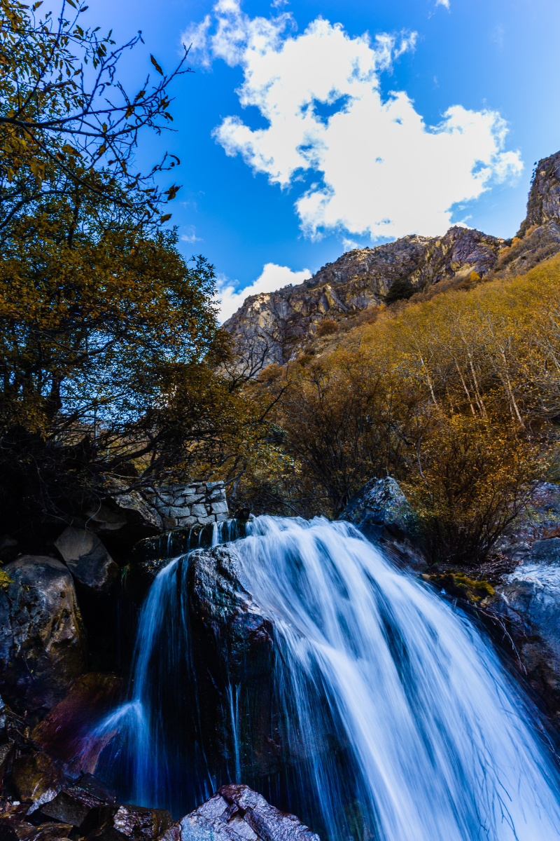 西藏山南达古峡谷风景区