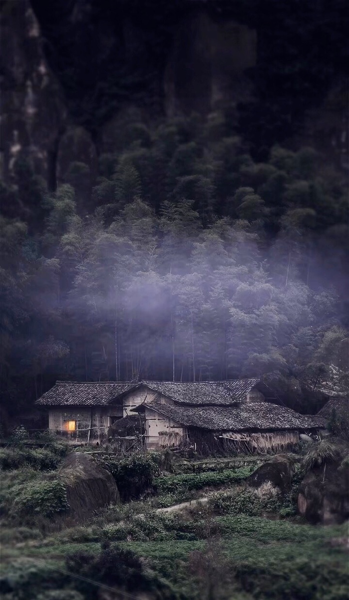 少年期待远方,成年思念故乡.最回不去的那一抹乡愁.