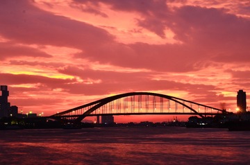 538042