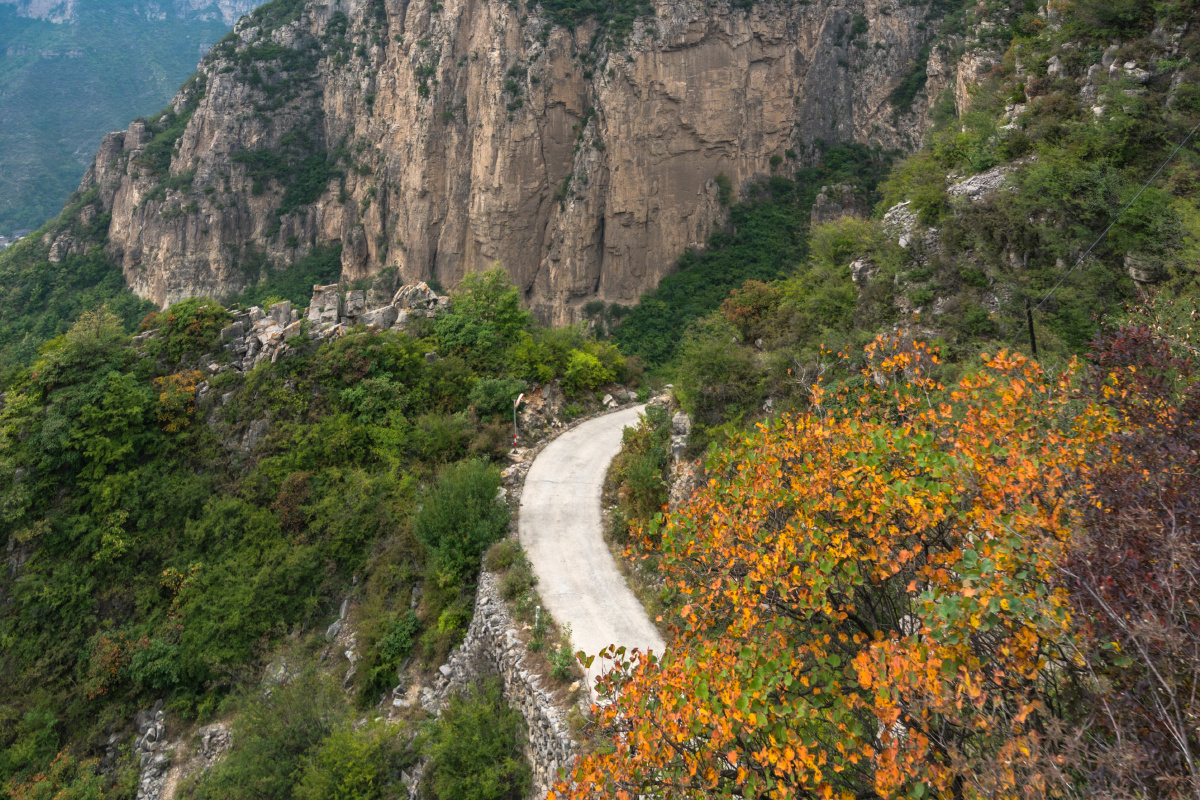 太行山小西天金灯寺石板岩马家岩虹梯关西井山