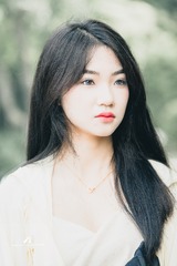 902427