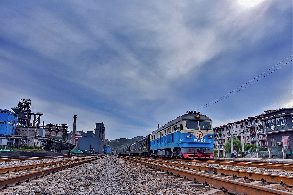 坐标承德市鹰手营子县北马圈子站