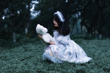 001
