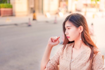 160635