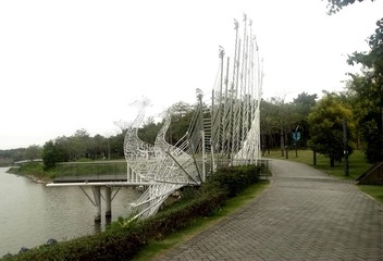 221072
