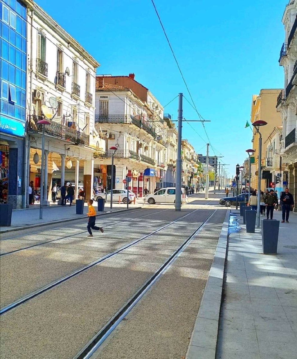 非洲阿尔及利亚塞提夫省塞提夫市街景
