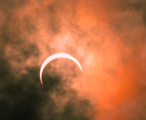 1284136