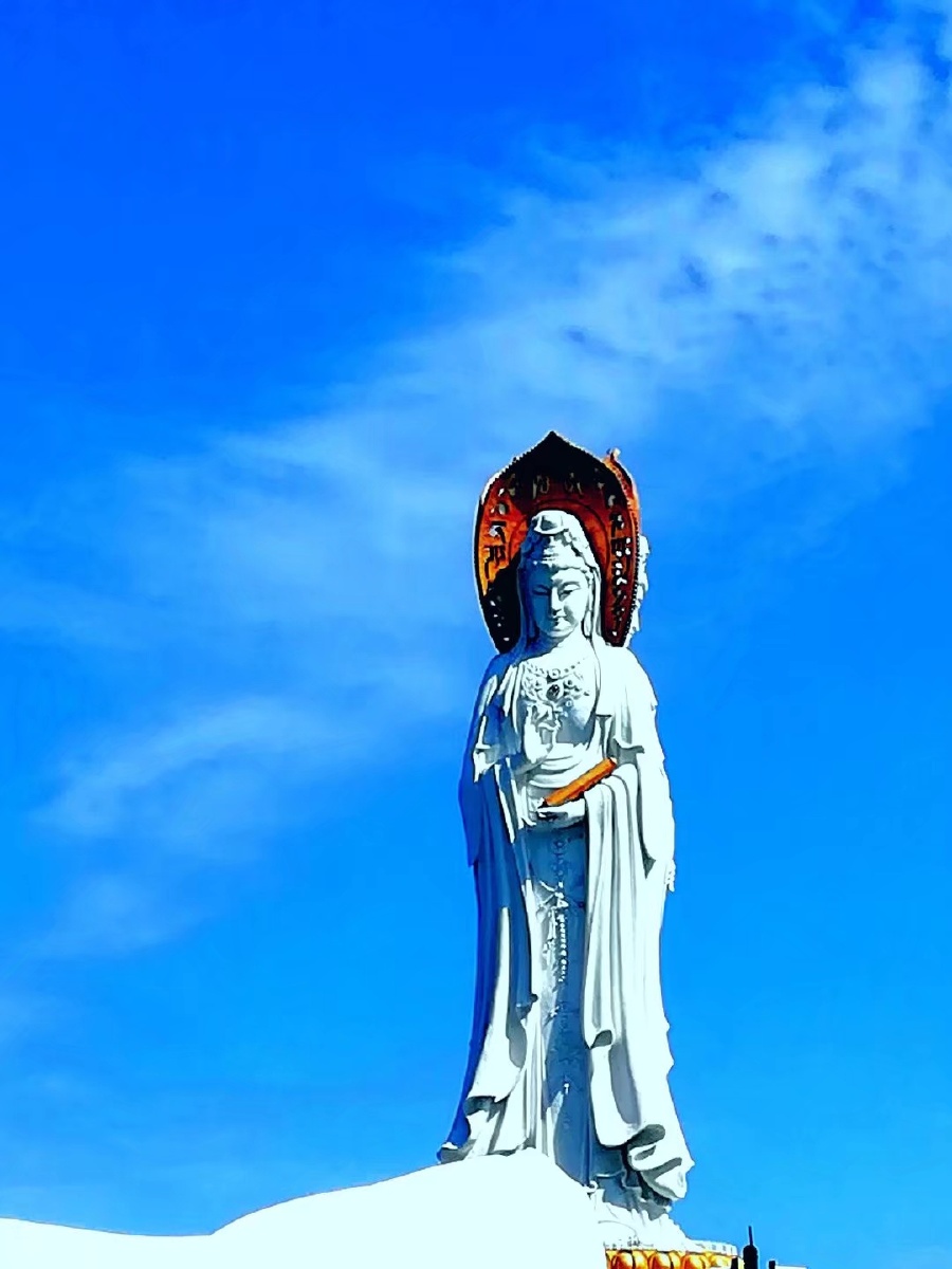 南海观音一一手机摄于三亚