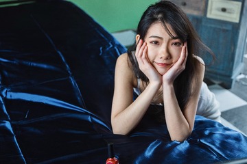 001