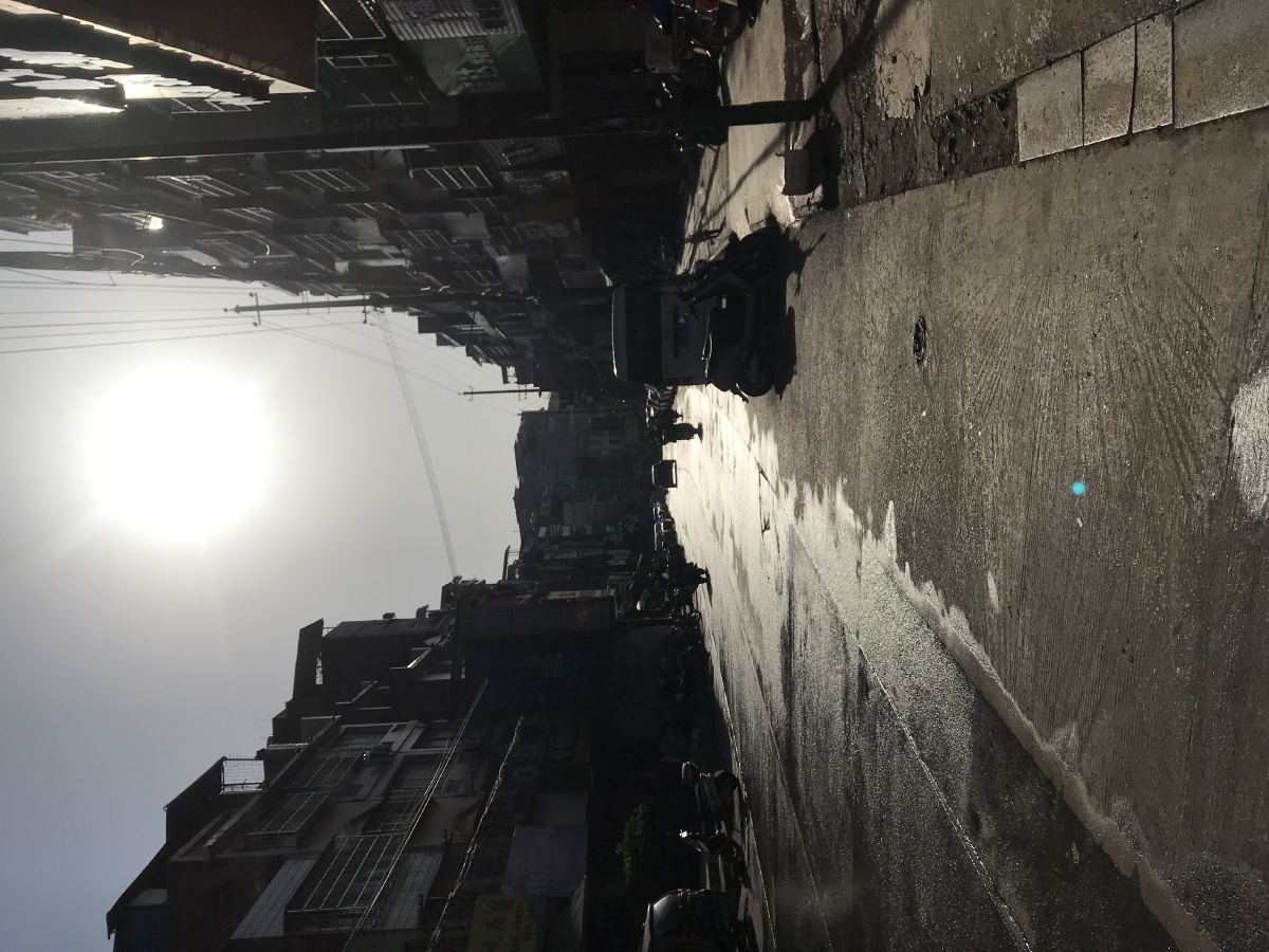 街边的马路有时间也很治愈