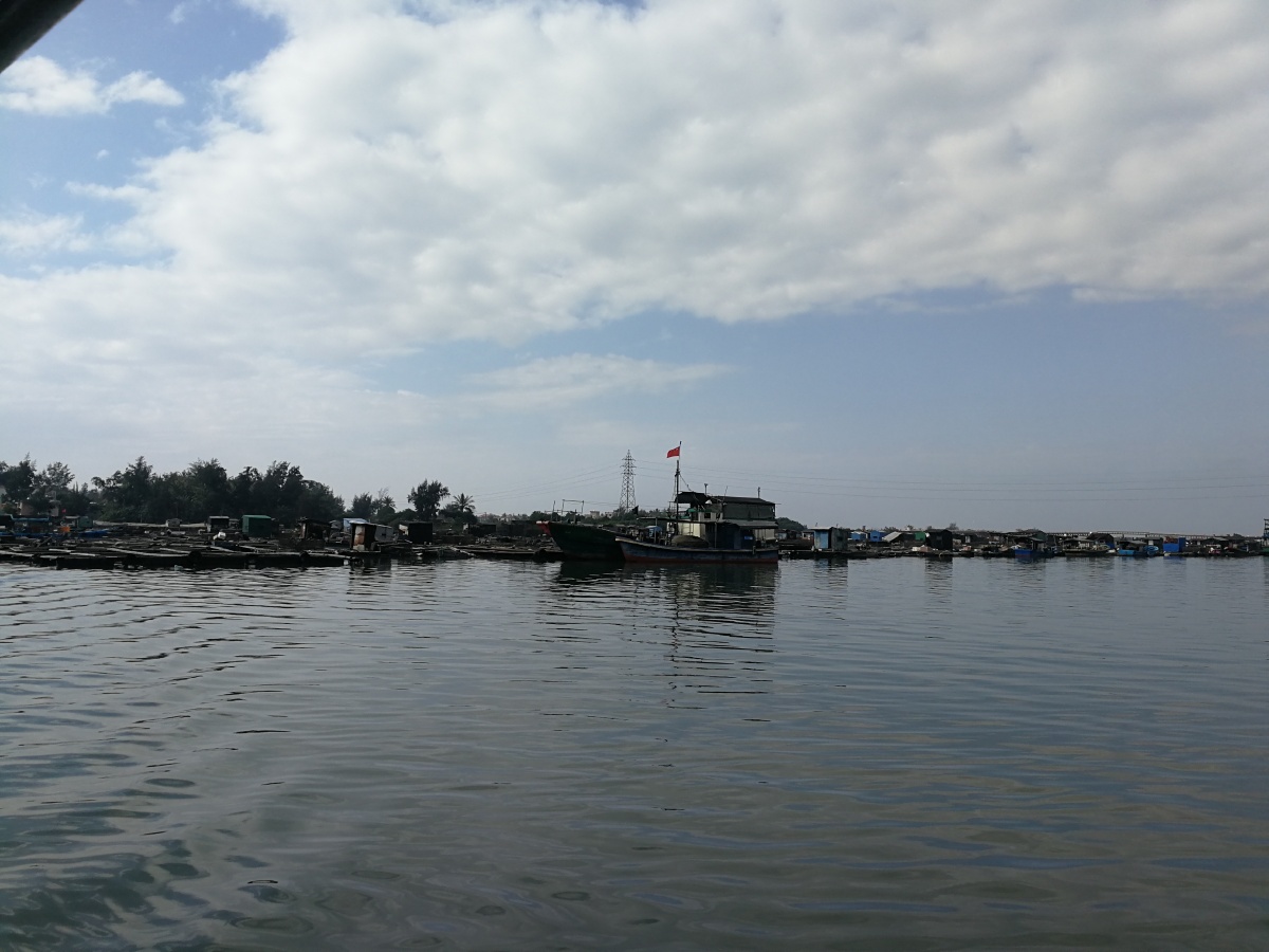 中华龙舟小镇——万宁市和乐镇港北港码头!