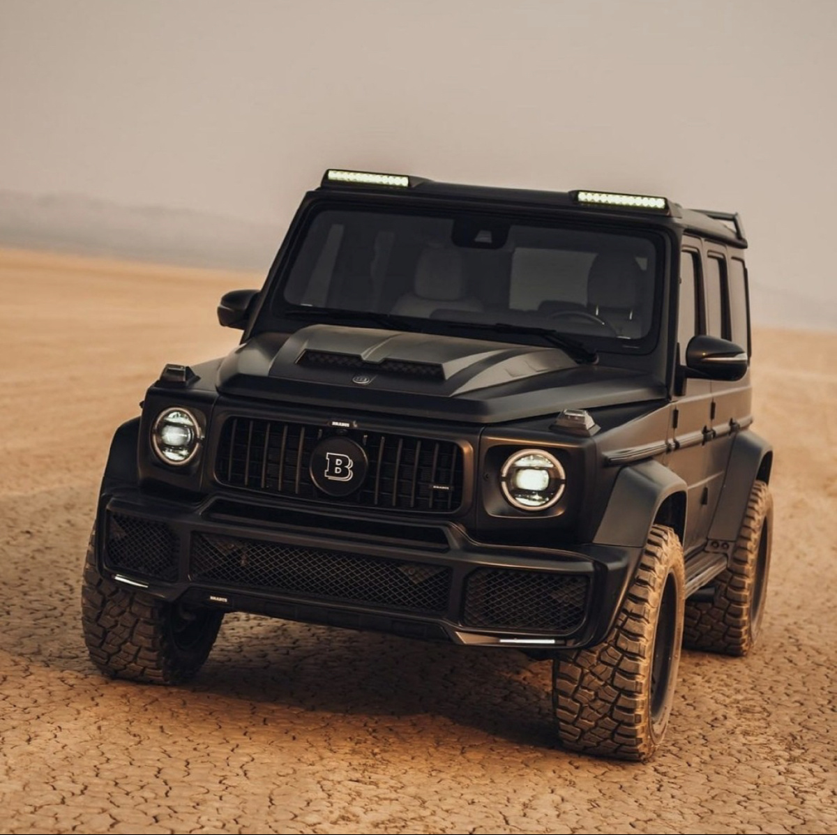 霸气的brabus700g63