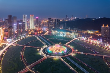 煤气罐（视觉中国）