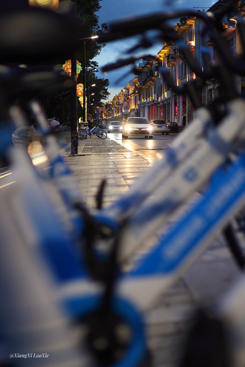 老街一角,你喜欢哪一个构图呢?