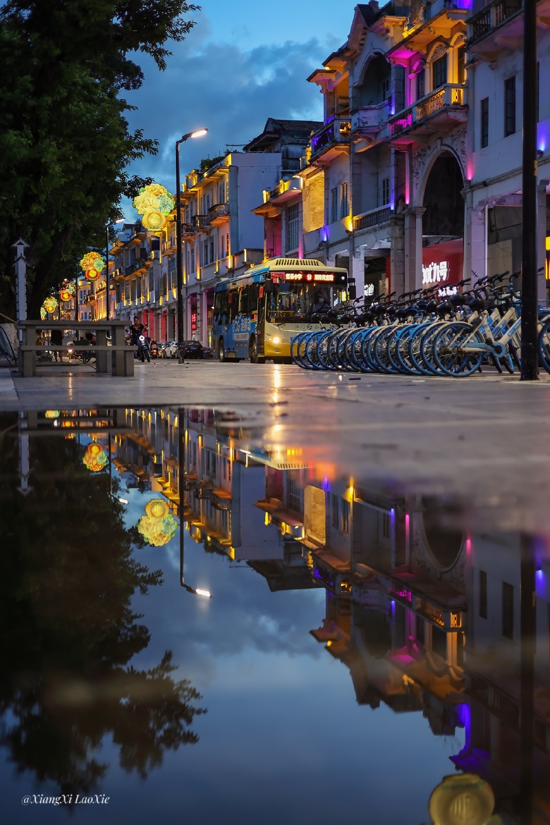 老街一角,你喜欢哪一个构图呢?