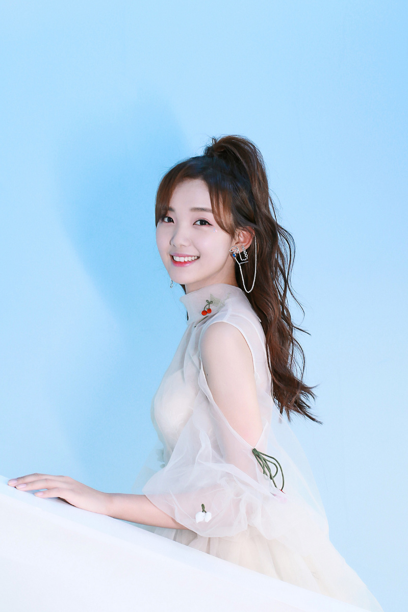 吕小雨美图潮流欣赏