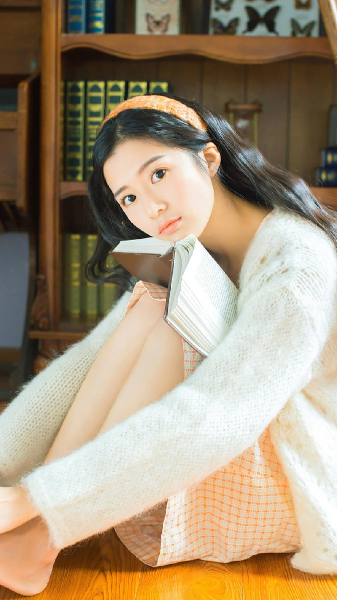 气质优雅清新美少女温柔恬静