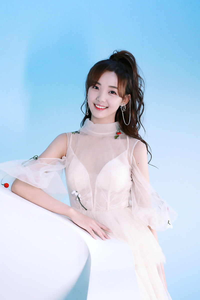 吕小雨美图潮流欣赏