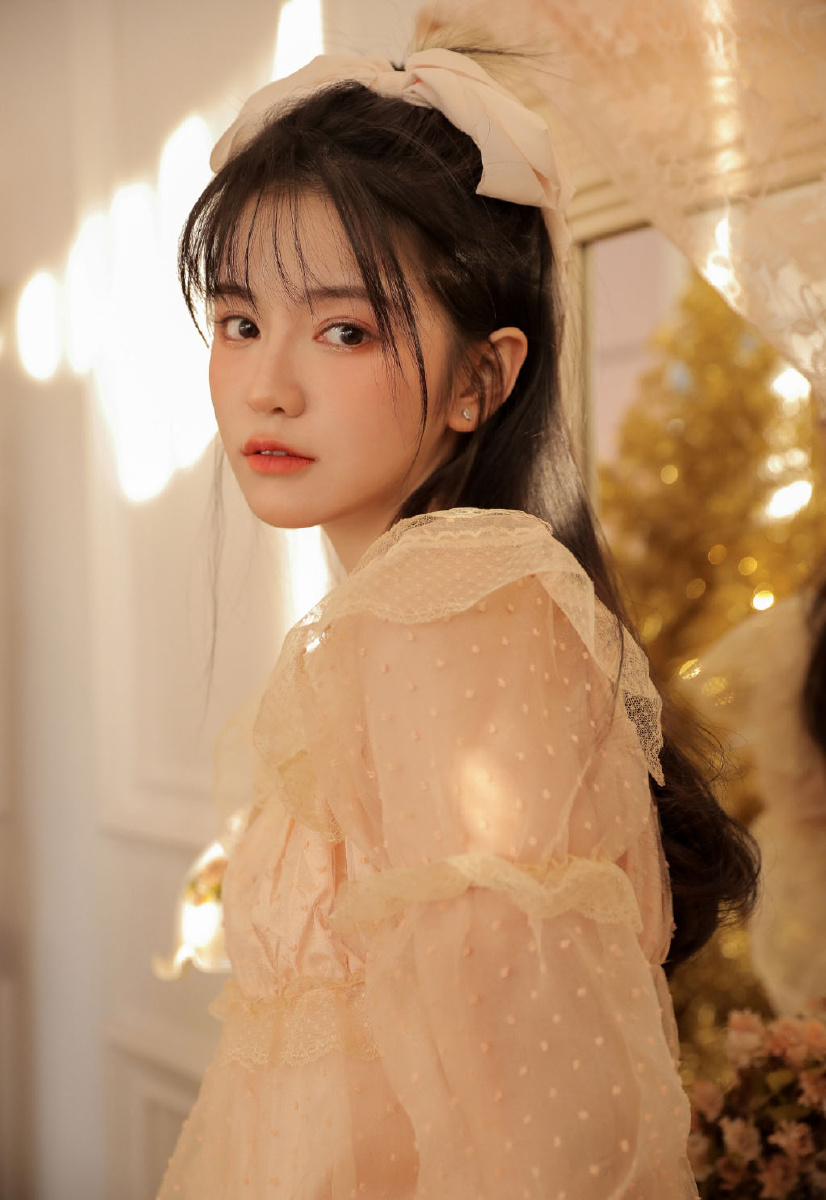梦幻公主裙美少女复古色调