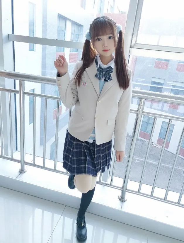 叮超可爱的双马尾jk小姐姐小哥哥网恋吗