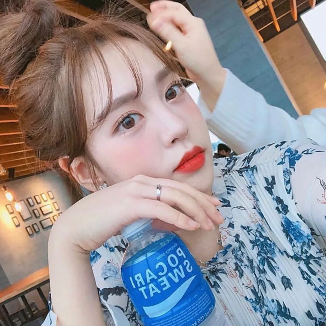 女生头像ins风女生头像