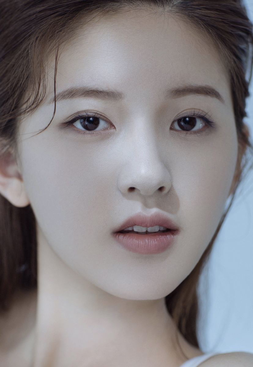 赵露思壁纸又是被美色征服的一天