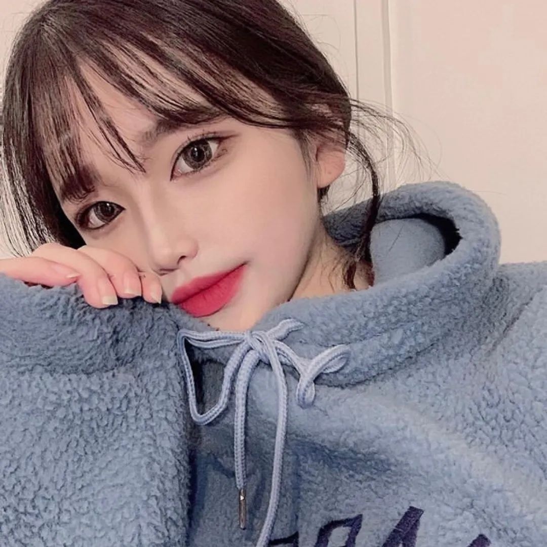 女生头像ins风女生头像