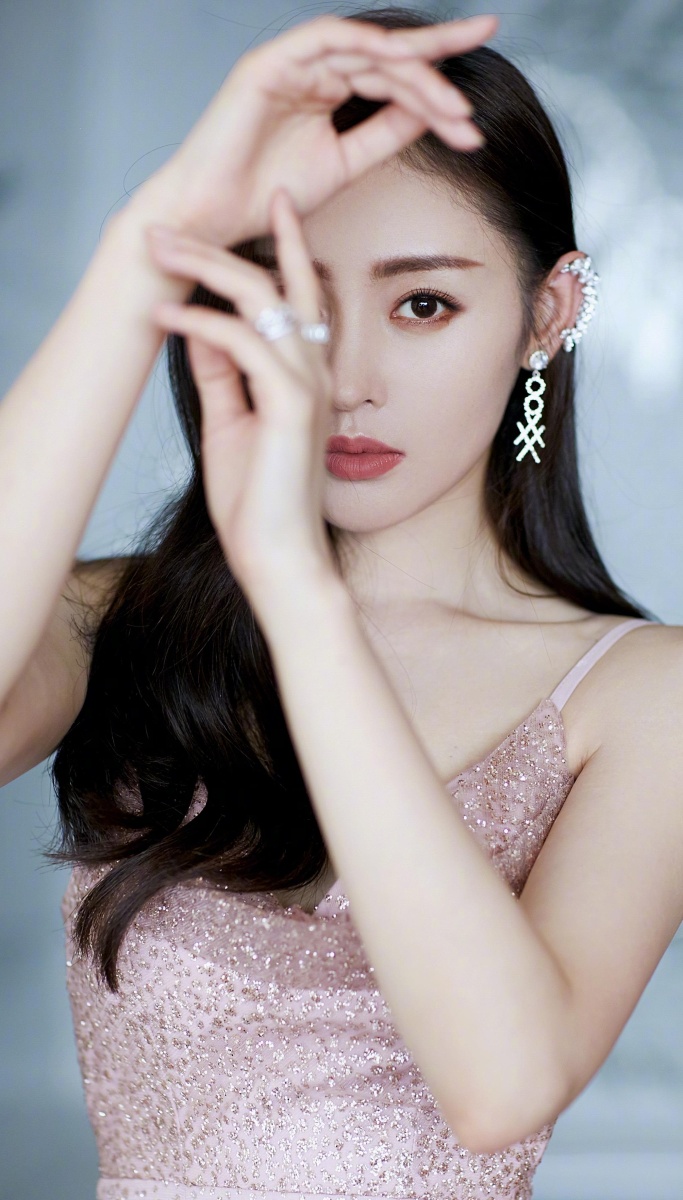 美图欣赏女神张天爱