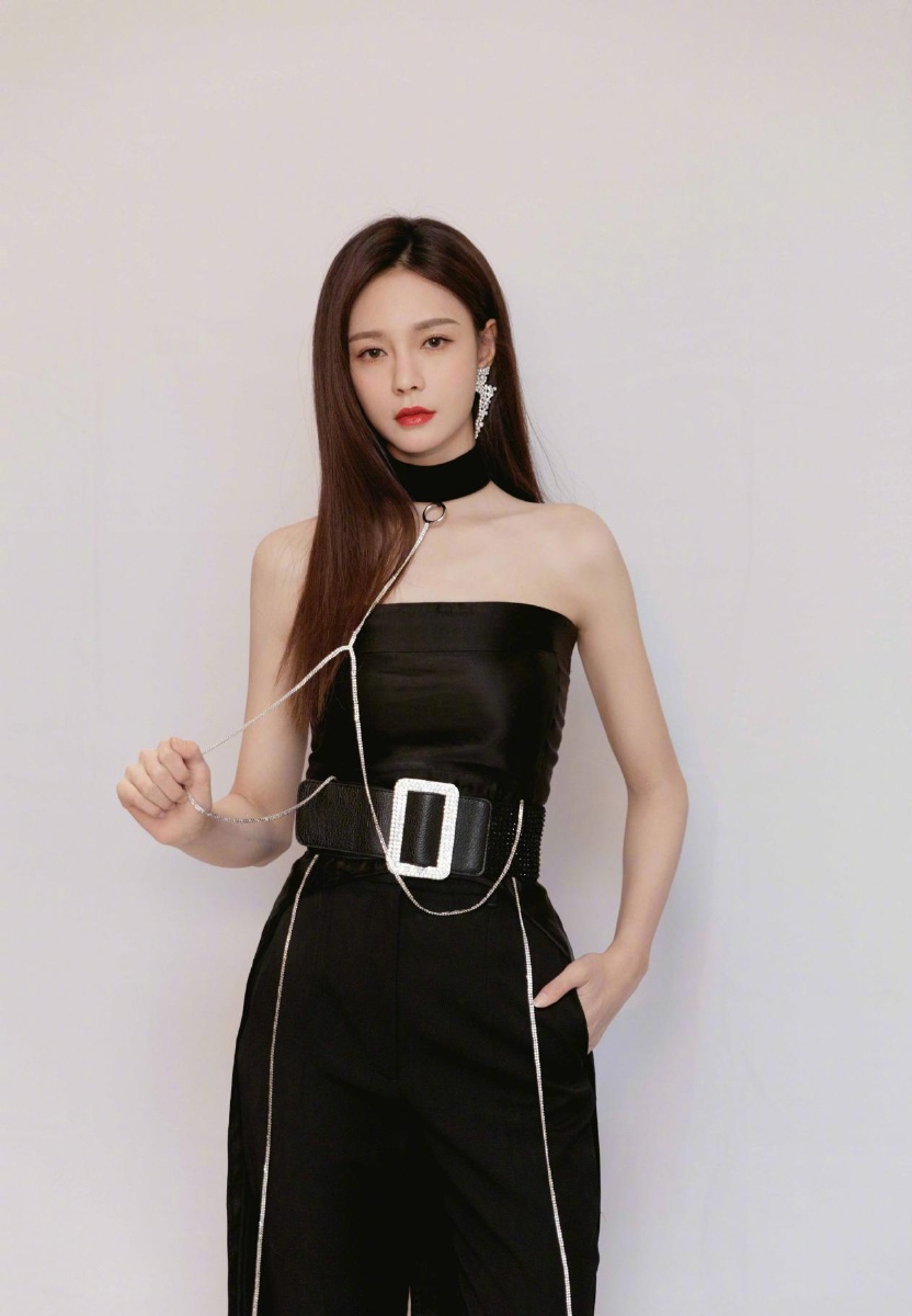 女神沈梦辰气质高清美图鉴赏