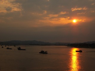4CBB861B-3E4A-42A8-AA91-672F275A65D0/L0/001