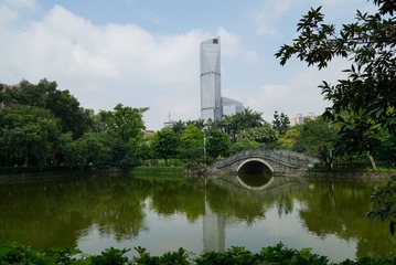 1063645