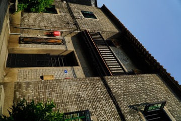 1183028